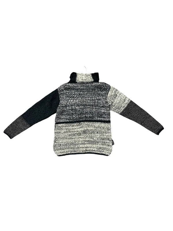 Sweater By Cmb In Black & Grey, Size: M