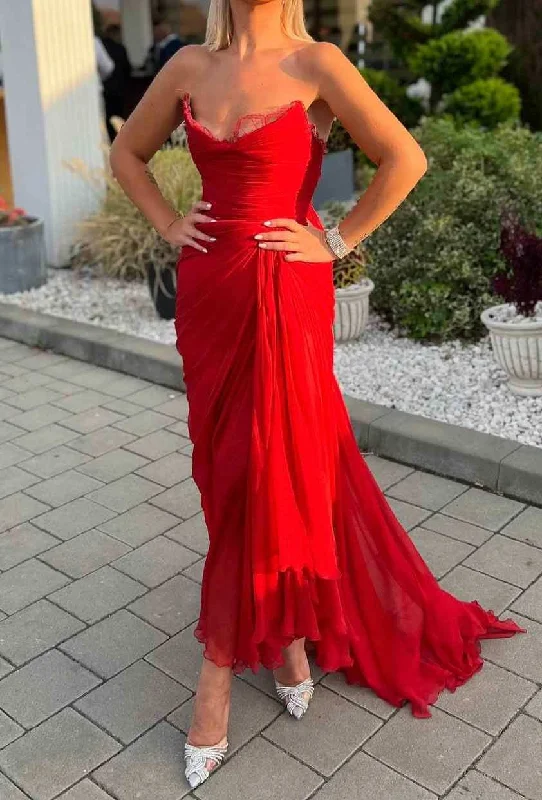 Red Strapless V-Neck Ruched Chiffon Sleeveless Long Formal Gown