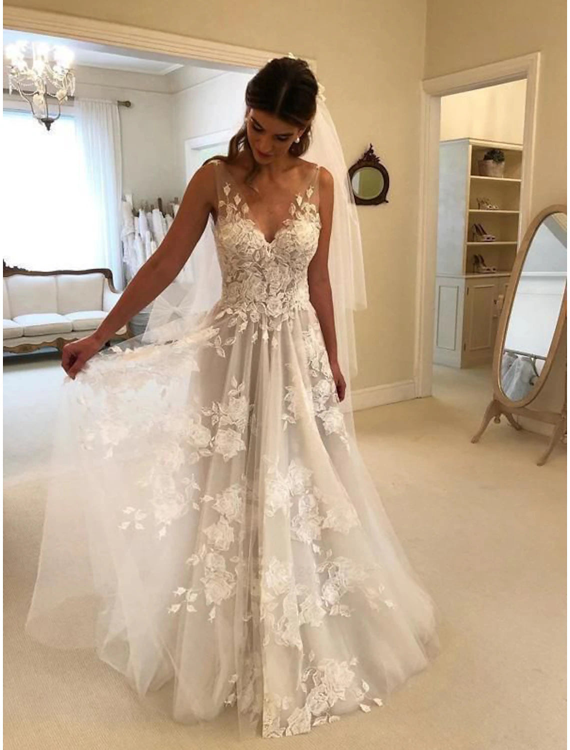 Beach Boho Wedding Dresses A-Line V Neck Sleeveless Sweep / Brush Train Lace Bridal Gowns With Appliques Summer Fall Wedding Party   Women‘s Clothing