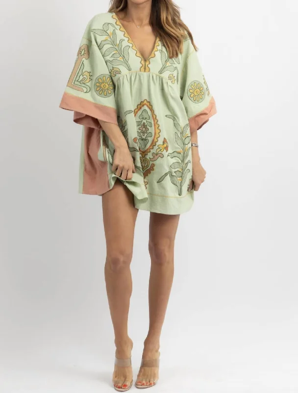 Fay Embroidered Mini Dress In Mint